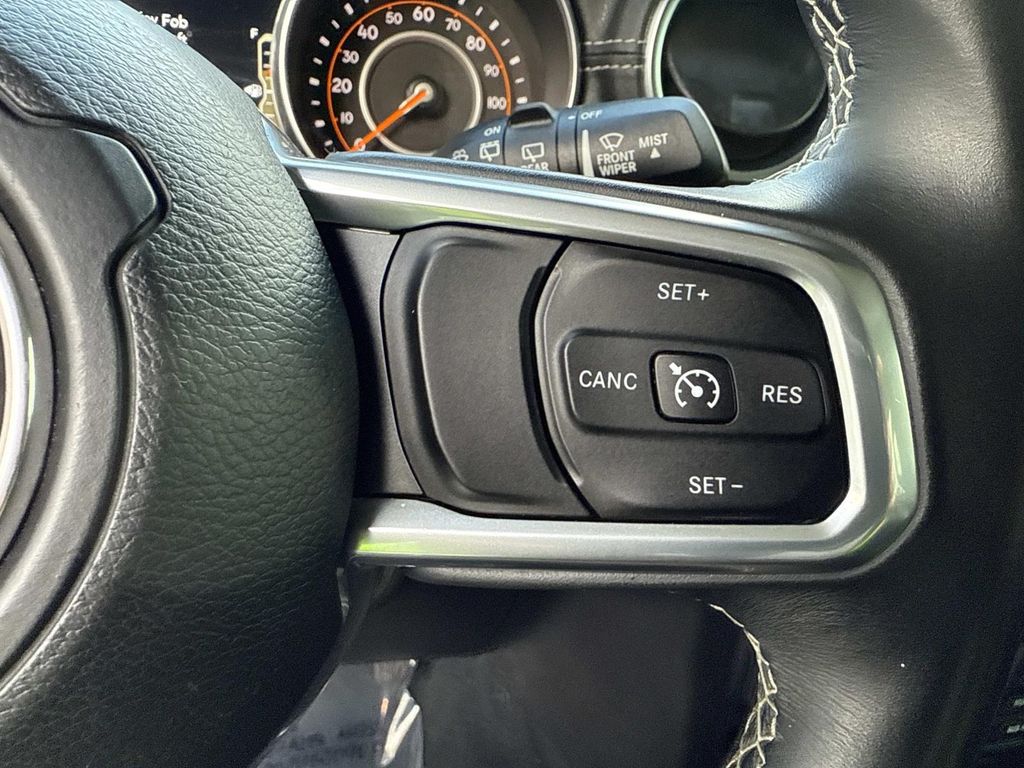 2018 Jeep Wrangler Unlimited Sahara photo 27