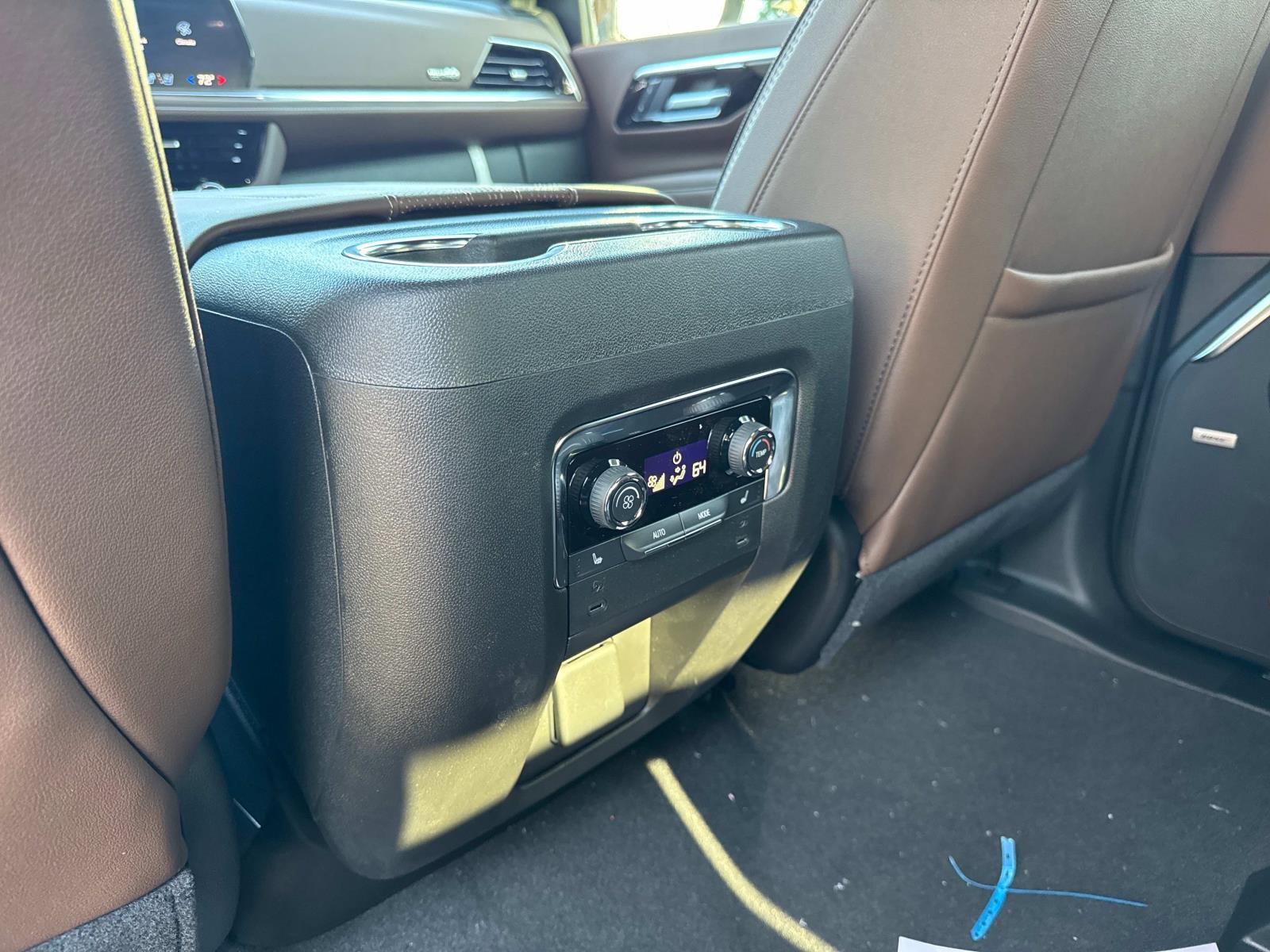 2025 Chevrolet Tahoe High Country photo 15