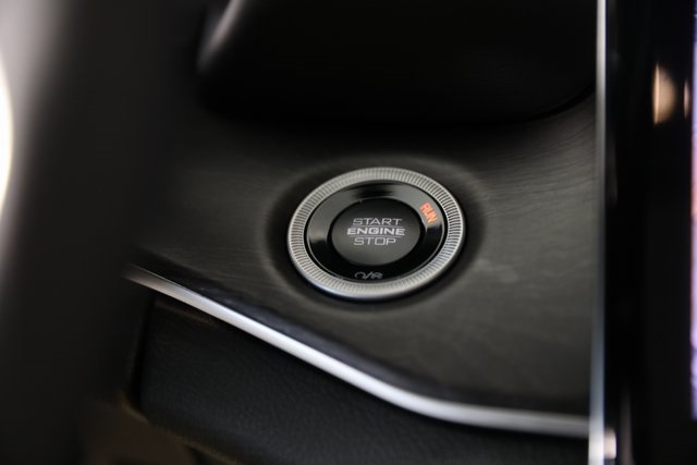 2025 Jeep Grand Cherokee Limited photo 9