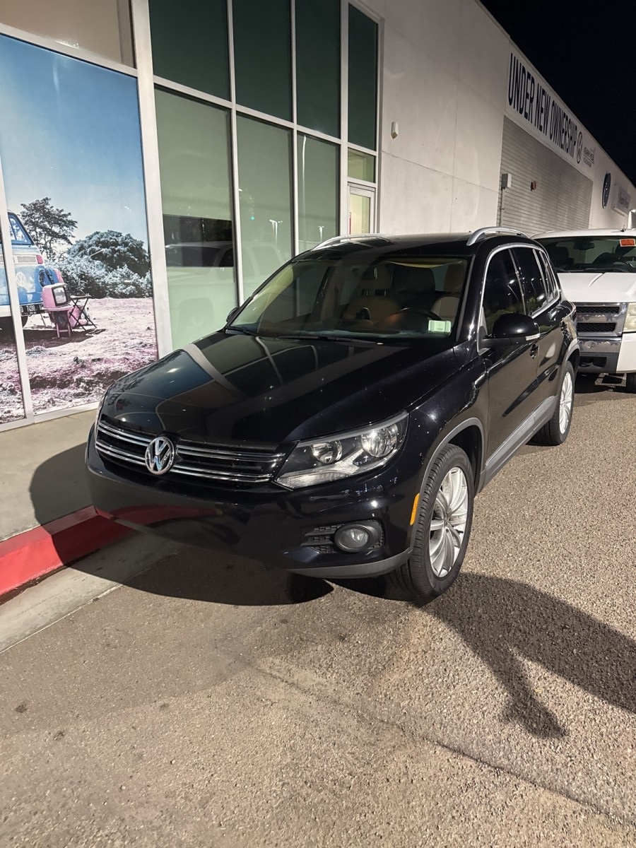 Used 2012 Volkswagen Tiguan SE with VIN WVGAV7AX4CW503702 for sale in San Diego, CA