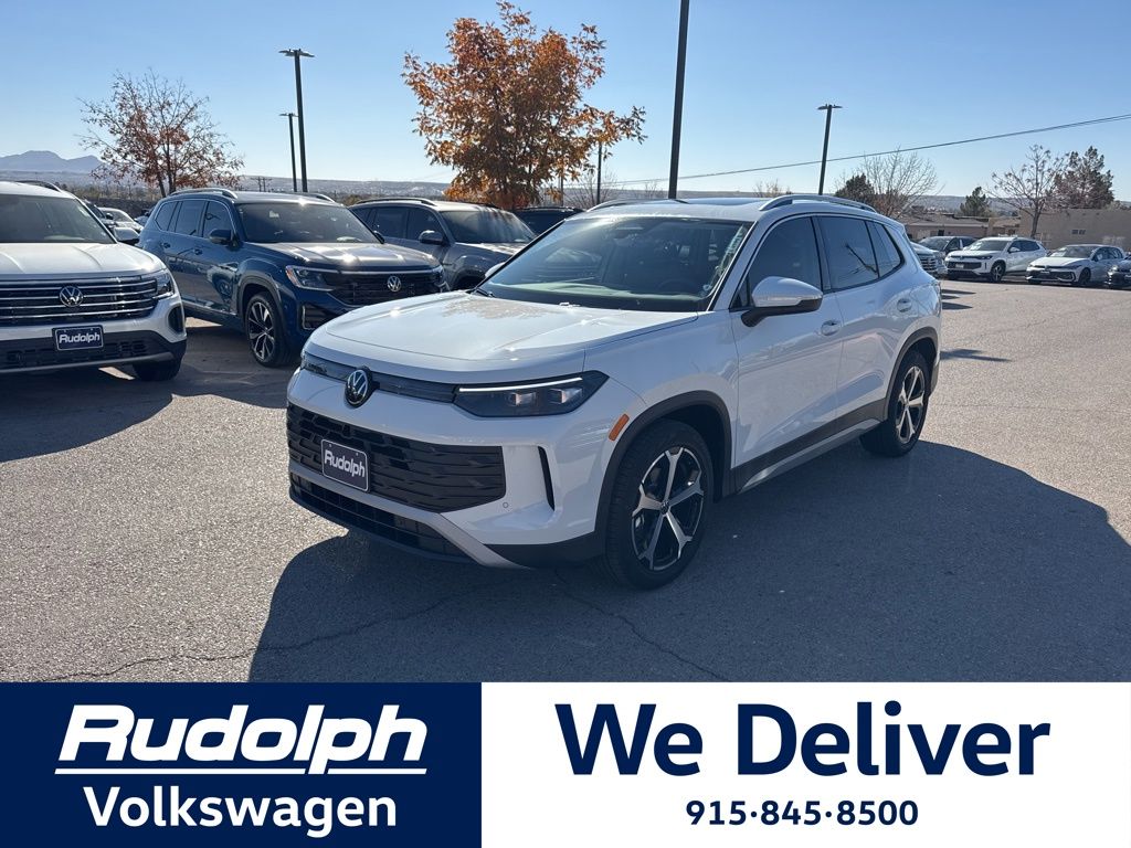 2026 Volkswagen Tiguan SE's photo