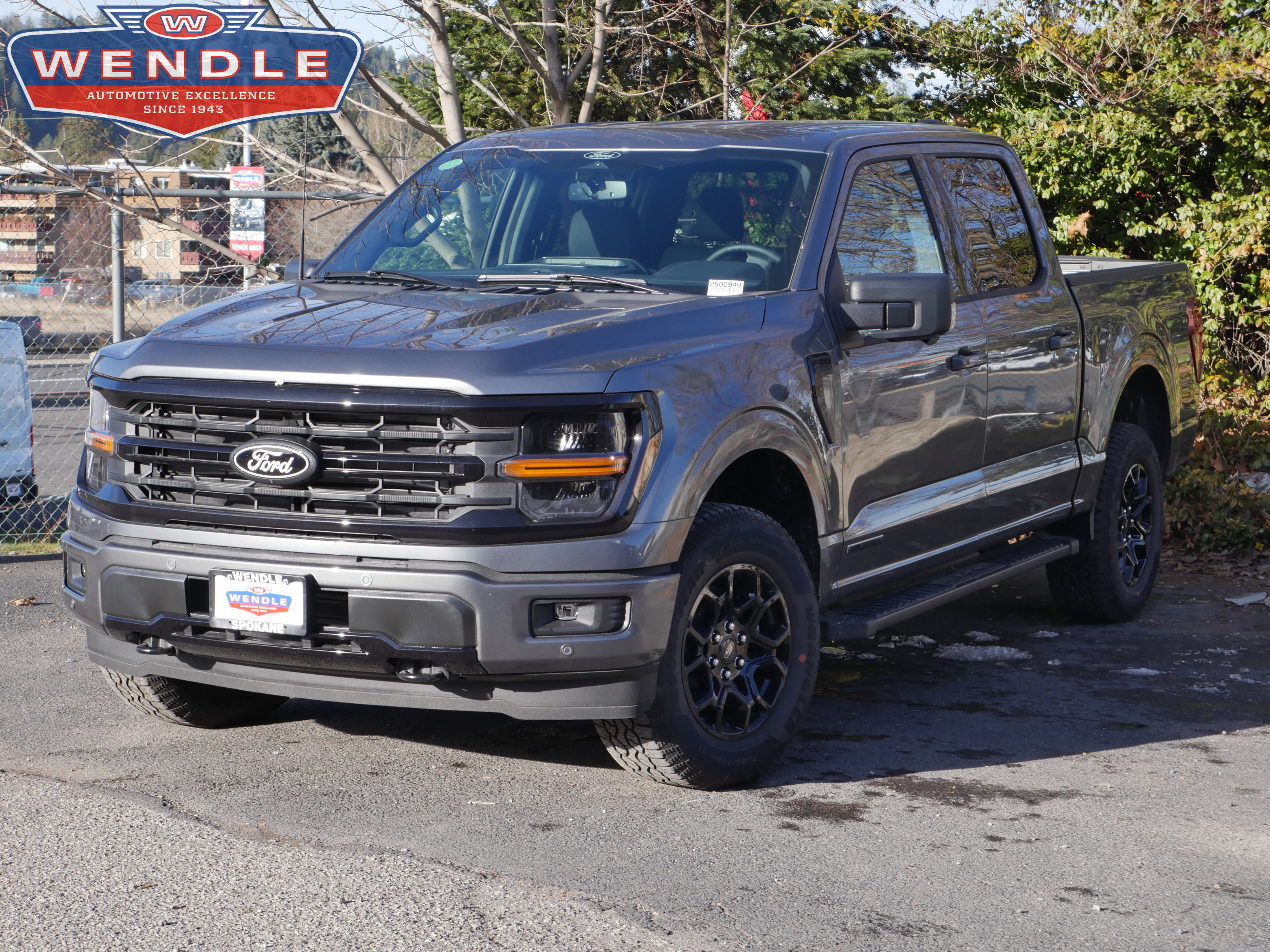 2025 Ford F-150 XLT's photo