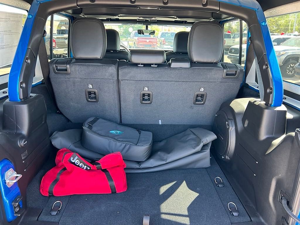 2023 Jeep Wrangler Rubicon 4xe photo 14