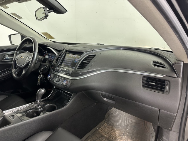2017 Chevrolet Impala 1LT photo 18