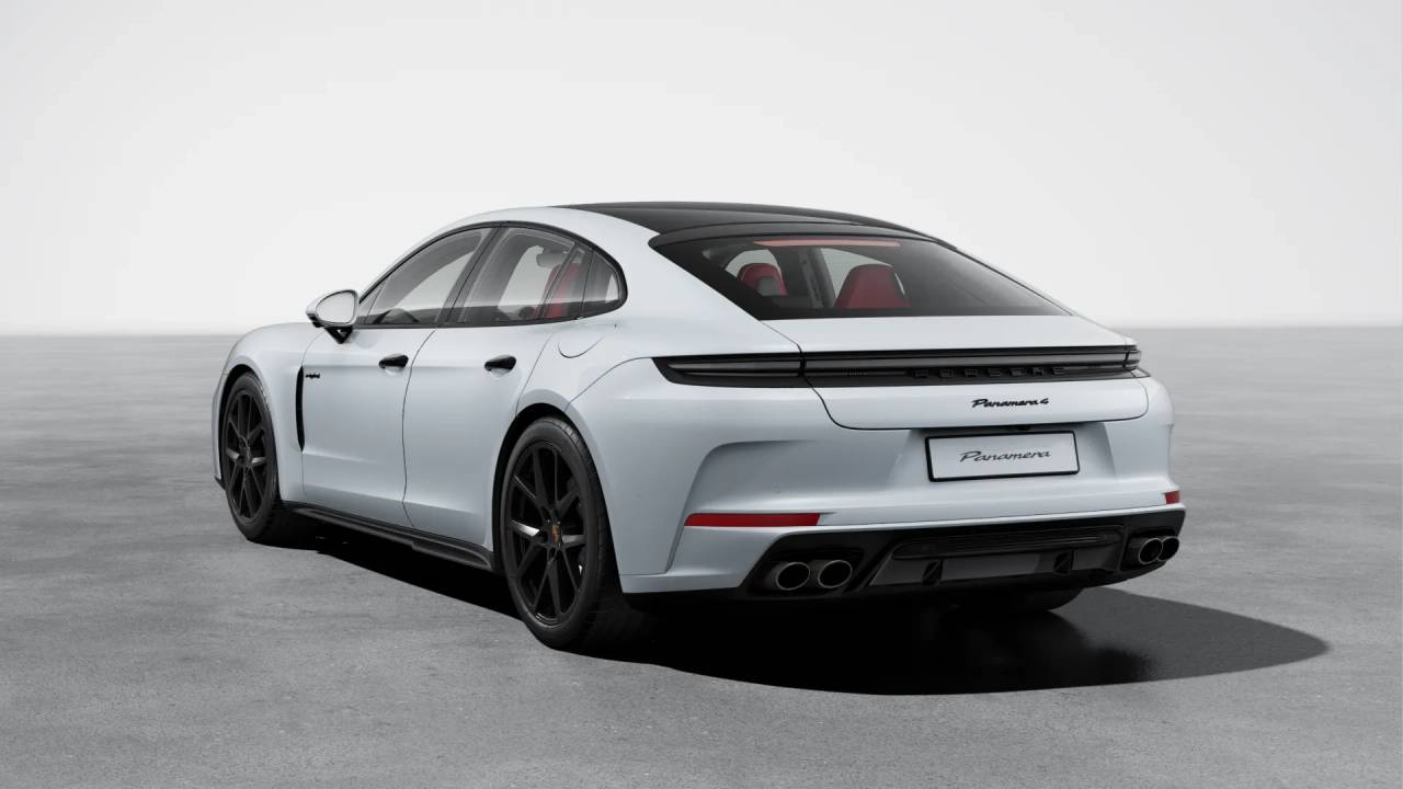 2025 Porsche Panamera E-Hybrid 4 photo 3