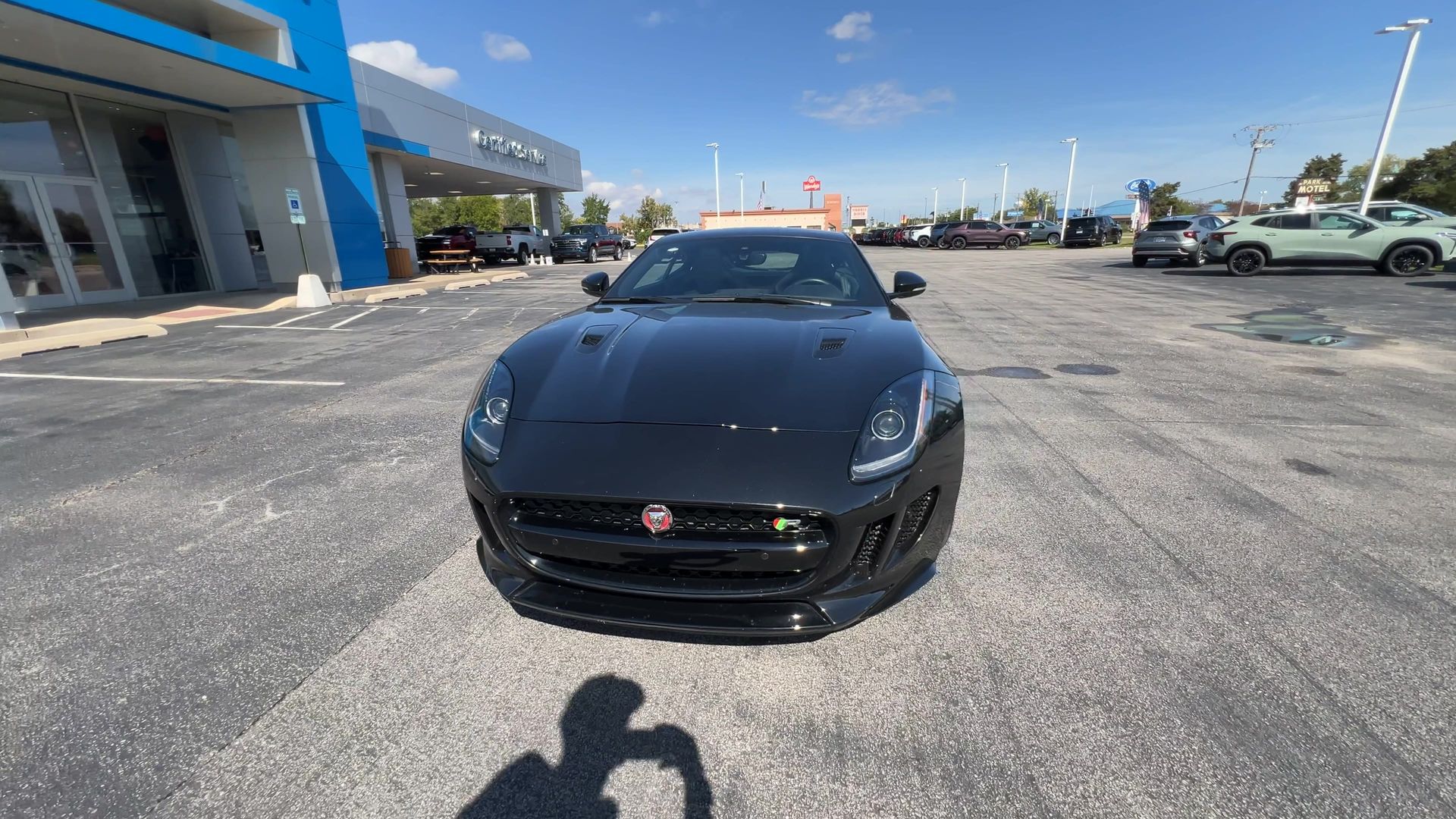 2016 Jaguar F-TYPE R photo 3