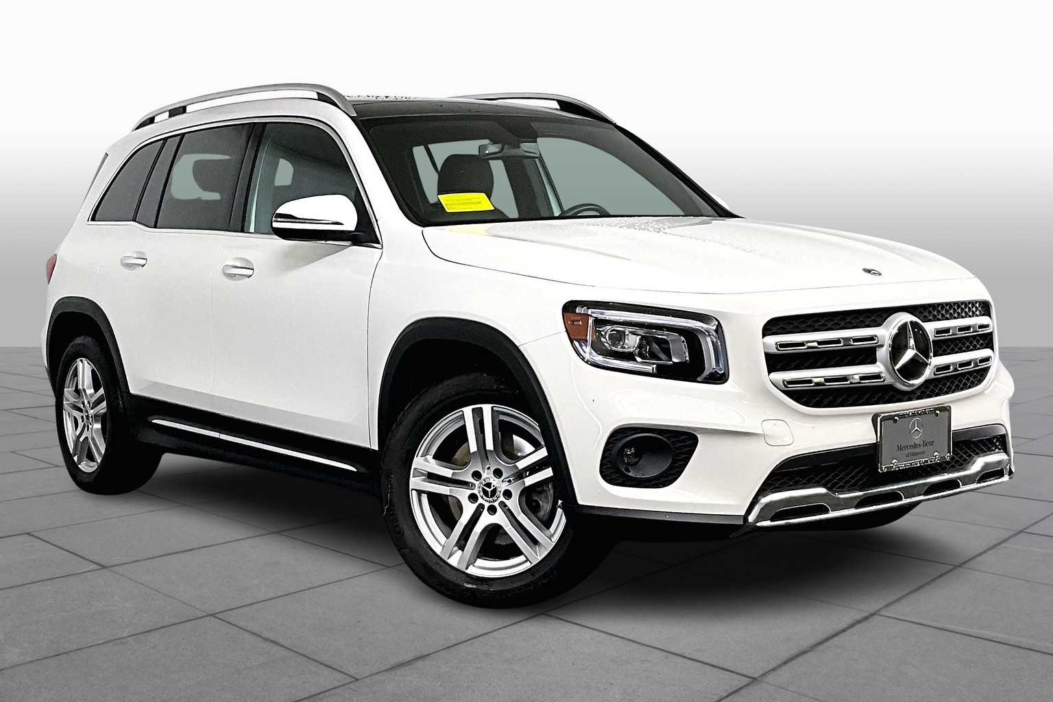 2022 Mercedes Benz GLB 250 4MATIC photo 2