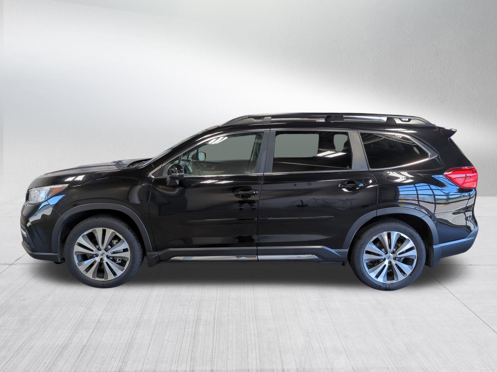 2022 Subaru Ascent Limited photo 4