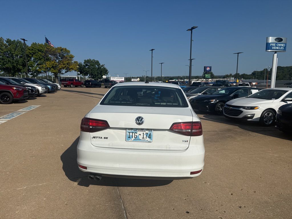 2018 Volkswagen Jetta 1.4T SE photo 4