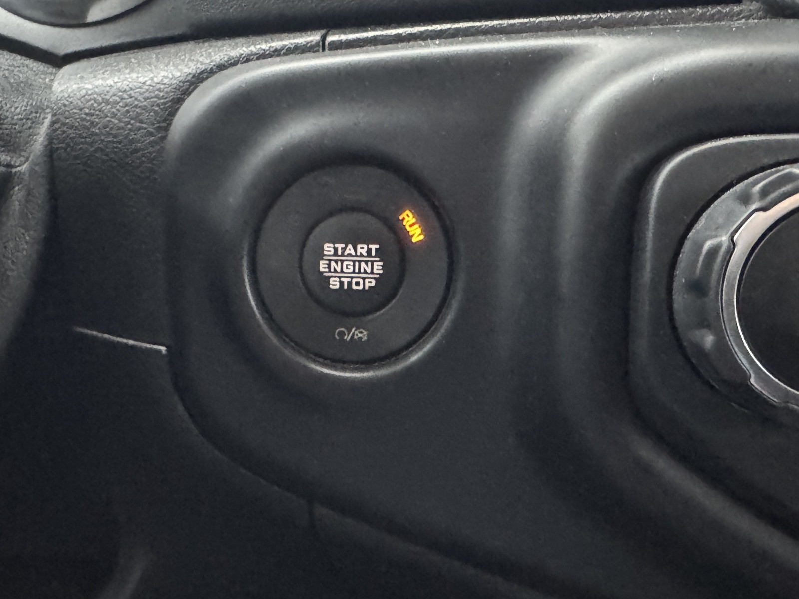 2020 Jeep Gladiator Overland photo 19