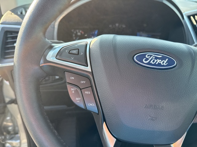 2024 Ford Edge Titanium photo 14