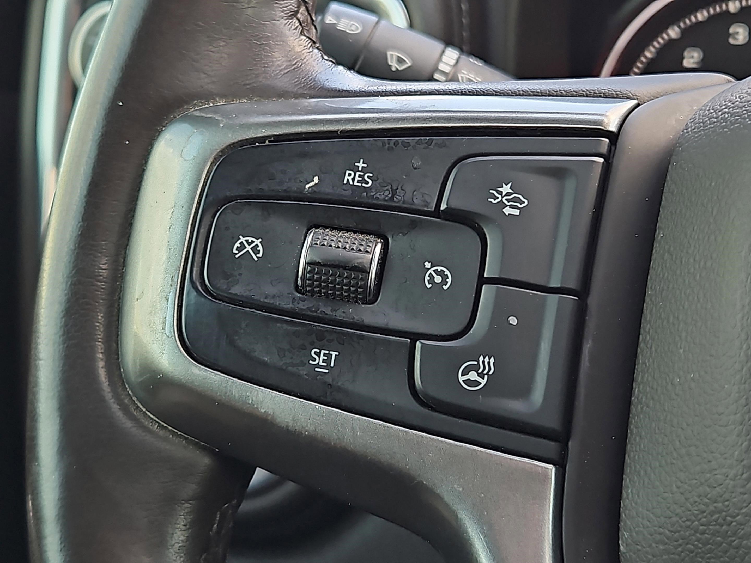2021 Chevrolet Silverado LTZ photo 17