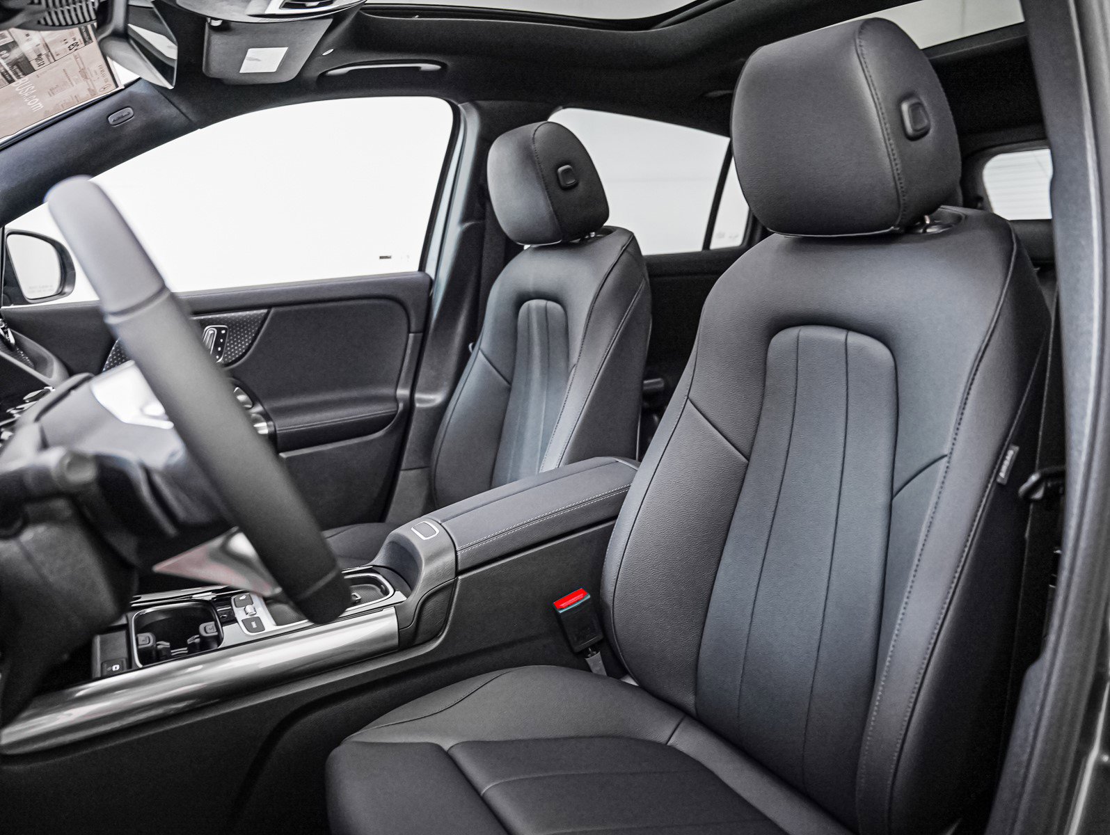 2026 Mercedes Benz GLA 250 photo 8
