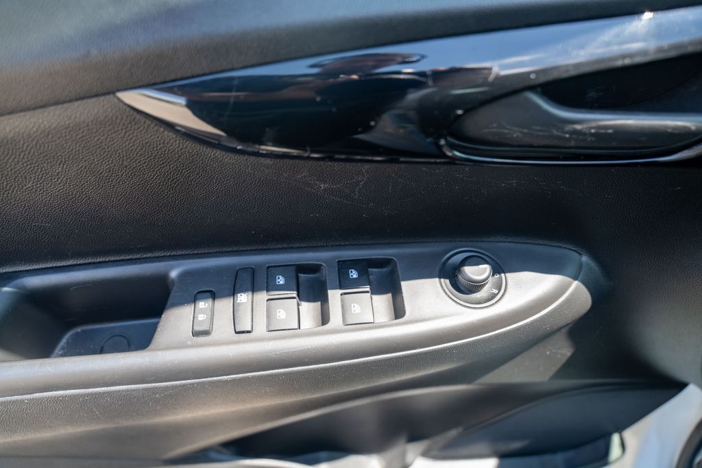 2022 Chevrolet Spark 1LT photo 15