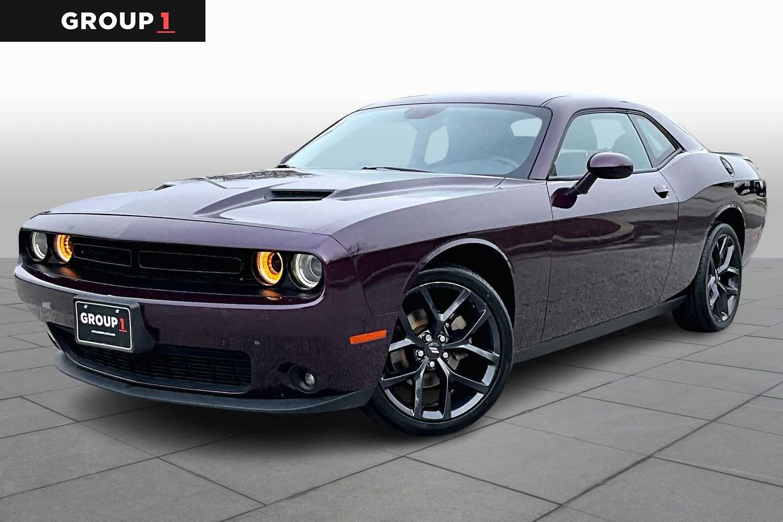 2021 Dodge Challenger SXT's photo