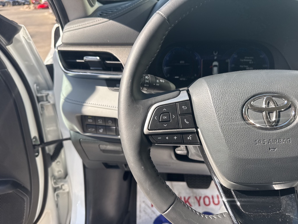 2023 Toyota Highlander Limited Platinum XLE XSE photo 8
