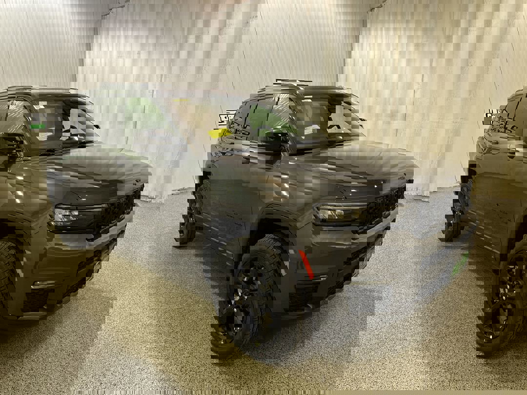 2025 Jeep Grand Cherokee L Limited's photo