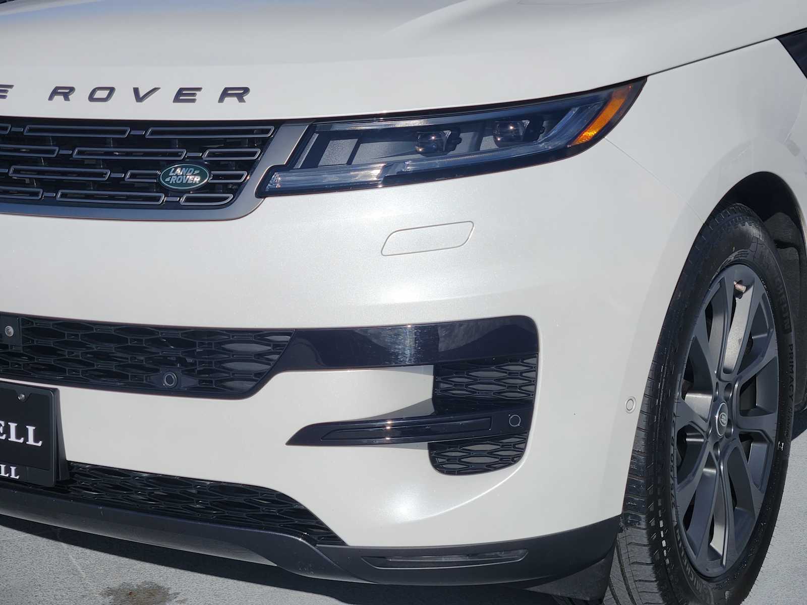 2024 Land Rover Range Rover Sport SE photo 8