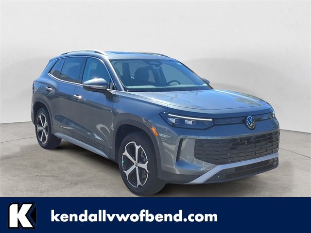 2025 Volkswagen Tiguan SE's photo