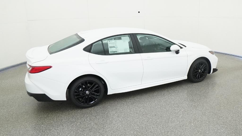 2025 Toyota Camry SE photo 24