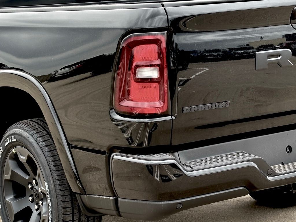 2025 Ram 1500 Big Horn Lone Star photo 6