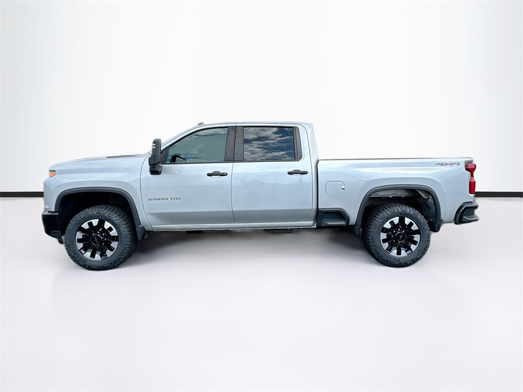 2020 Chevrolet Silverado 2500HD Custom photo 6