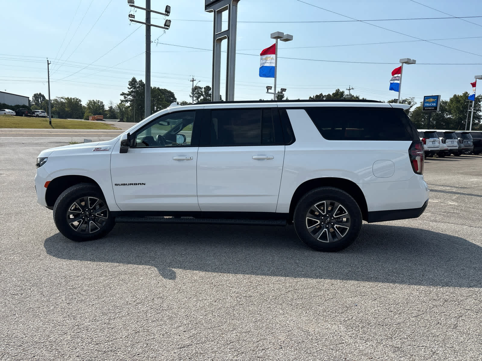 2024 Chevrolet Suburban Z71 photo 6