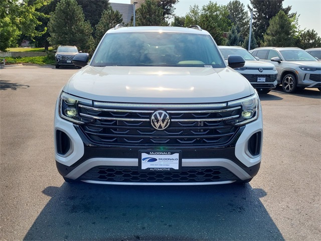 2025 Volkswagen Atlas Peak Edition SE photo 7