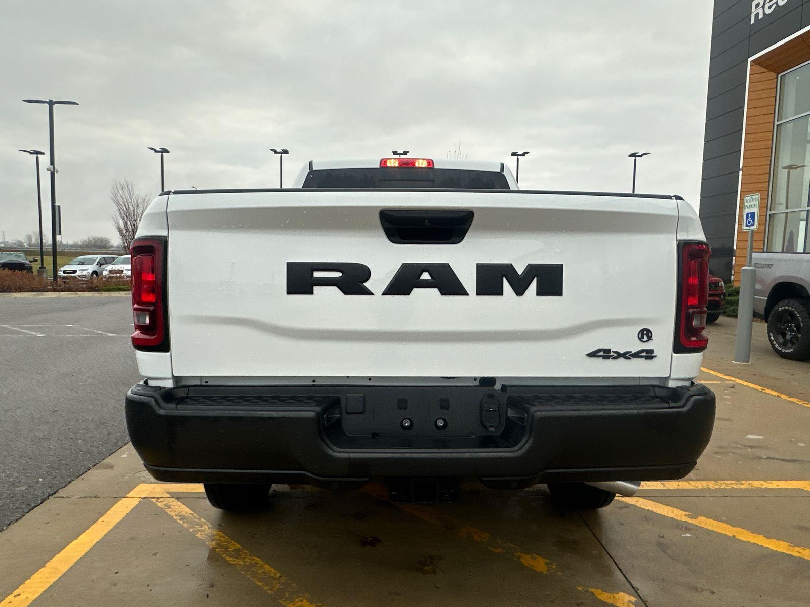 2025 Ram 2500 Tradesman photo 2