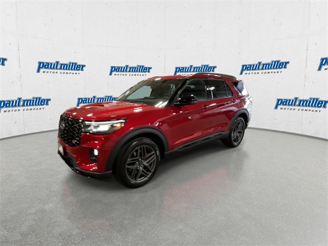 2025 Ford Explorer ST photo 3