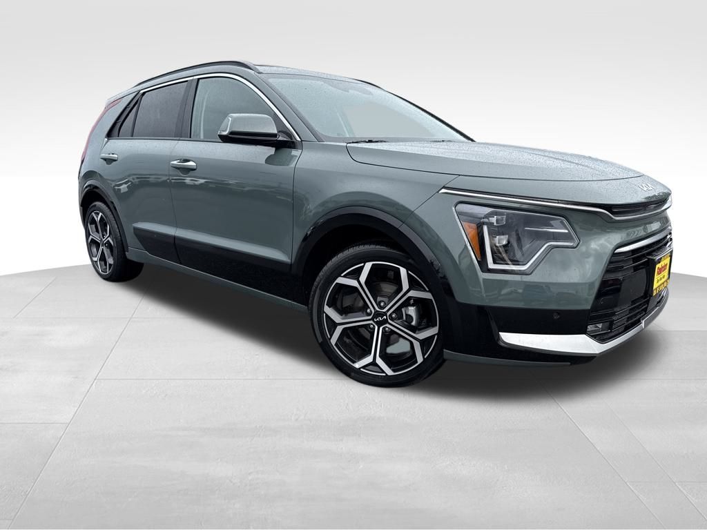 2025 Kia Niro SX Touring's photo