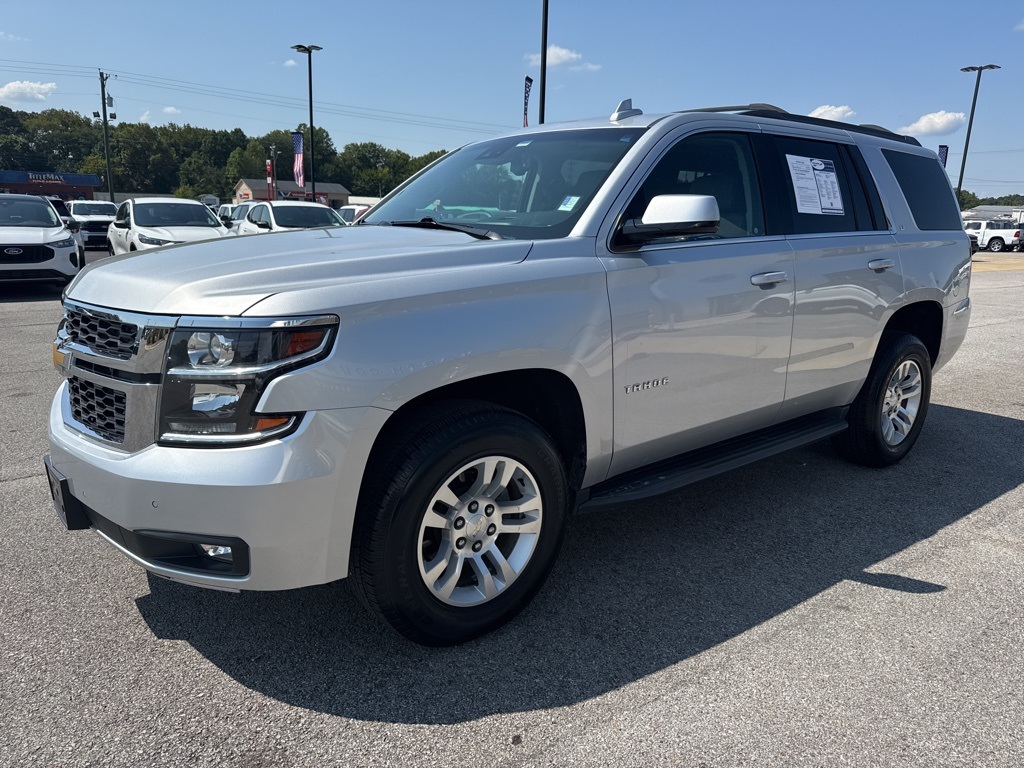 2019 Chevrolet Tahoe LT photo 3