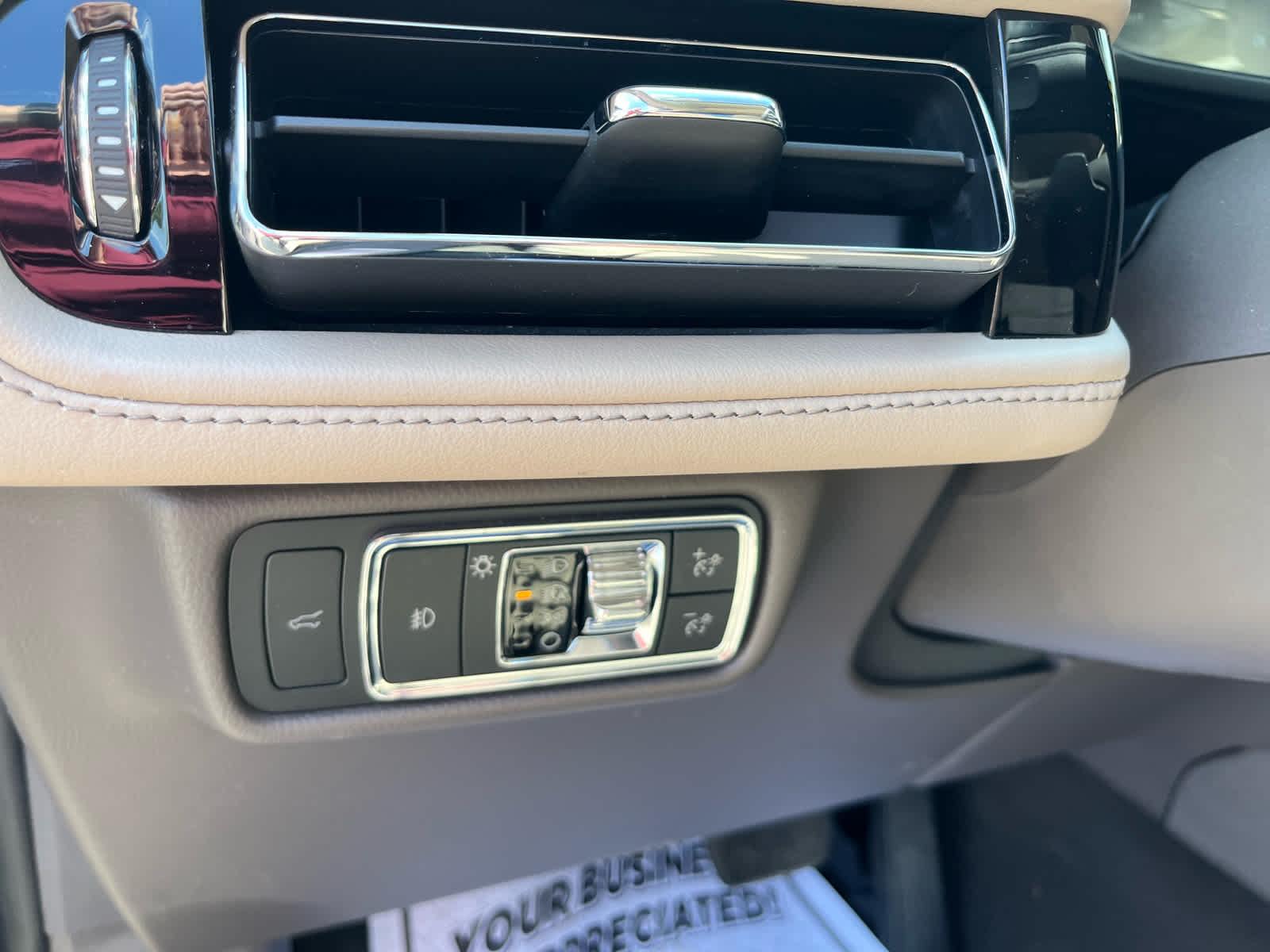 2022 Lincoln Aviator Reserve photo 24