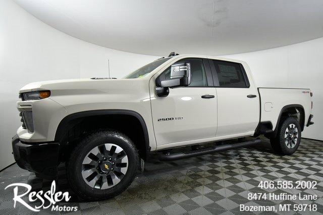 2026 Chevrolet Silverado 2500HD Custom's photo