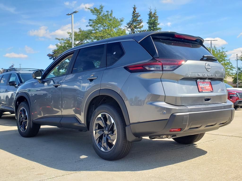 2026 Nissan Rogue SV photo 3