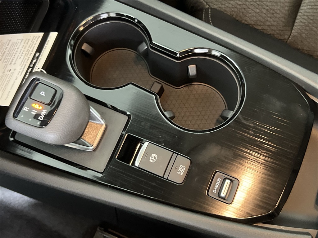 2026 Nissan Rogue SV photo 20