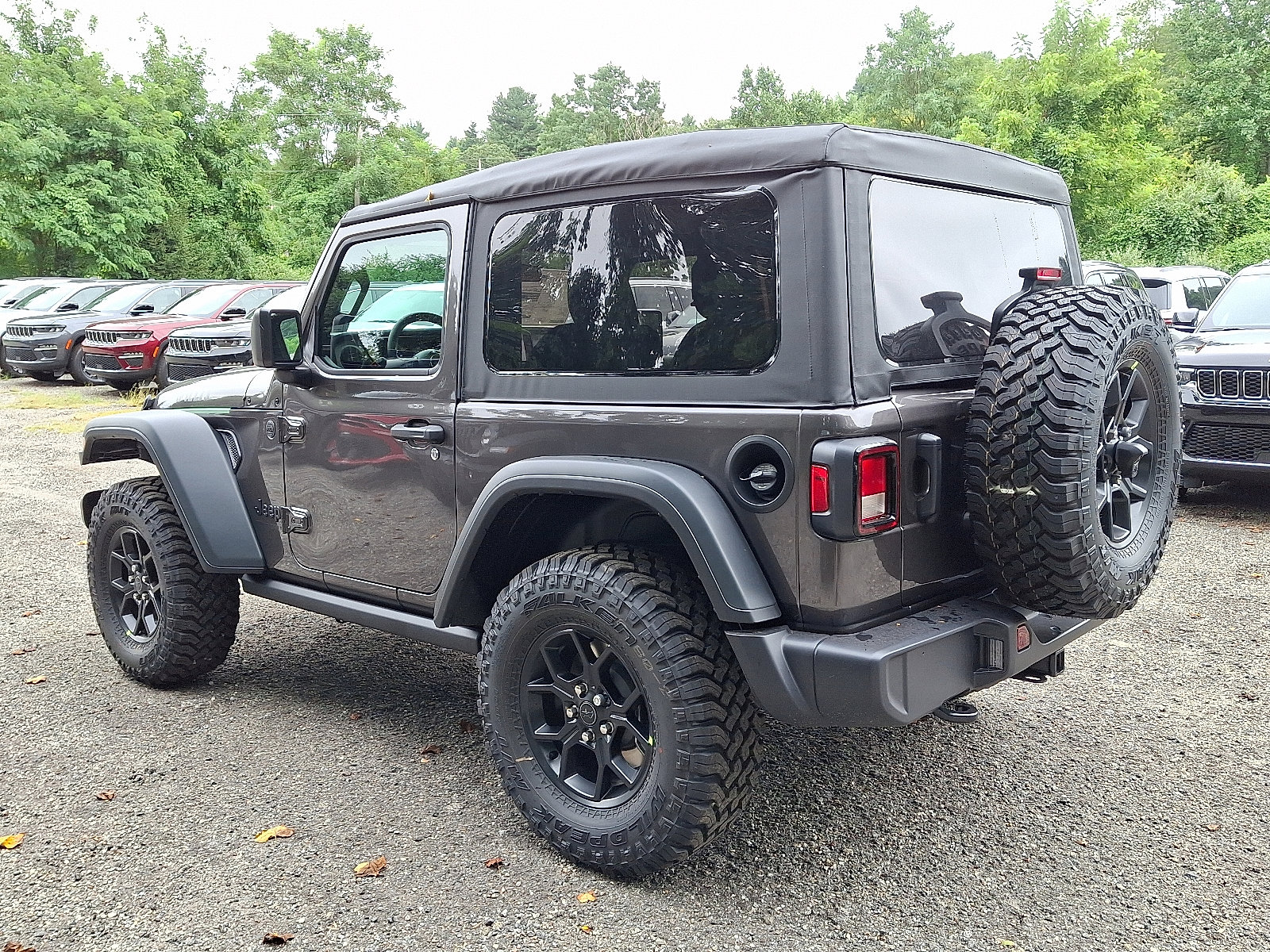 2025 Jeep Wrangler Willys photo 3