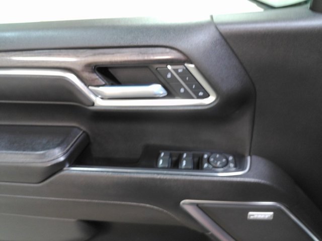 2022 Chevrolet Silverado 1500 LTZ photo 13