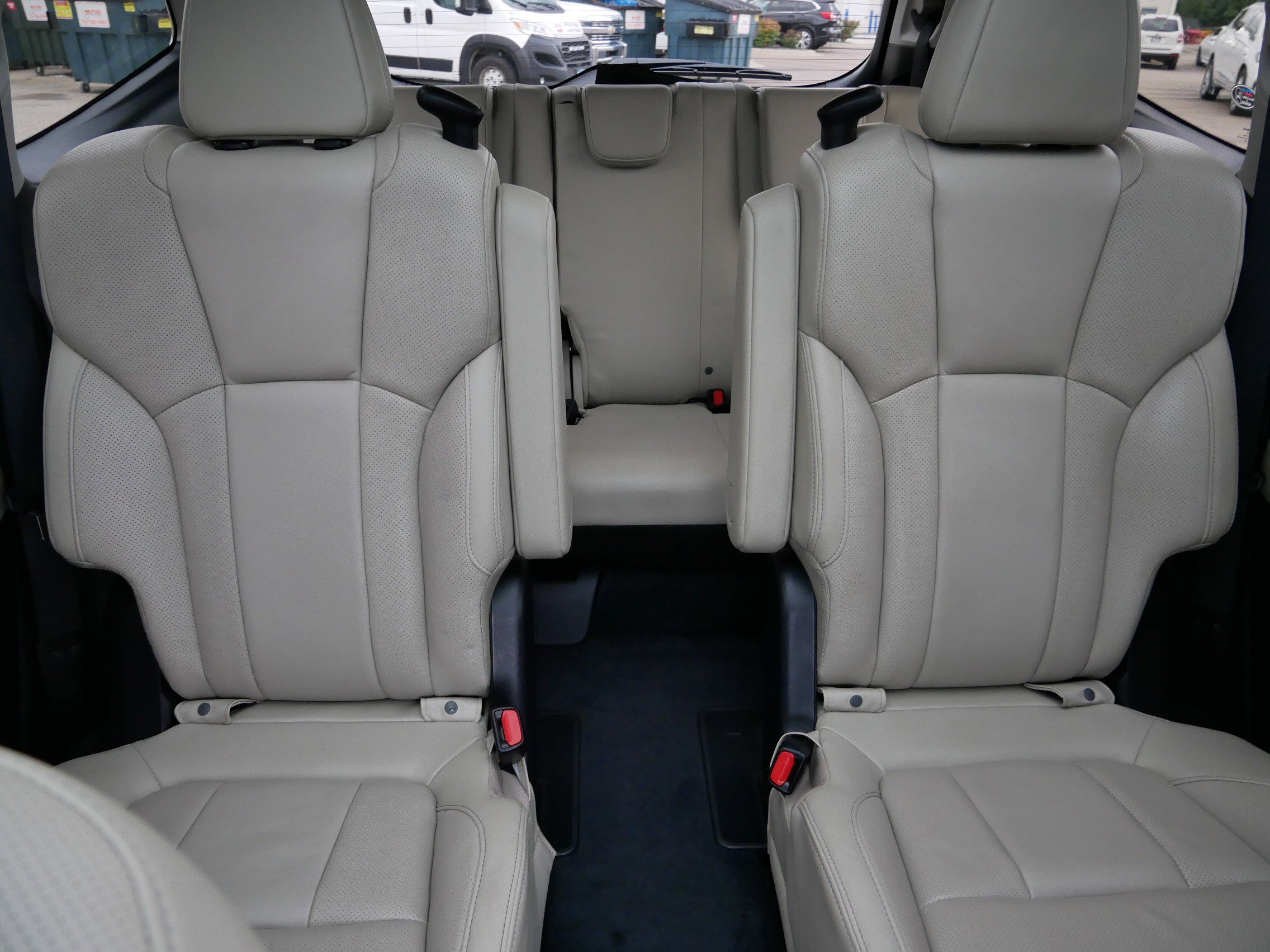 2022 Subaru Ascent Limited photo 13