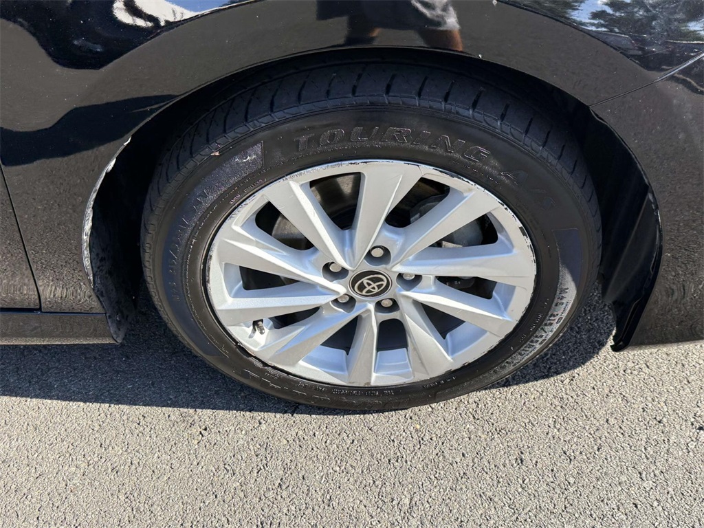 2021 Toyota Camry LE photo 10