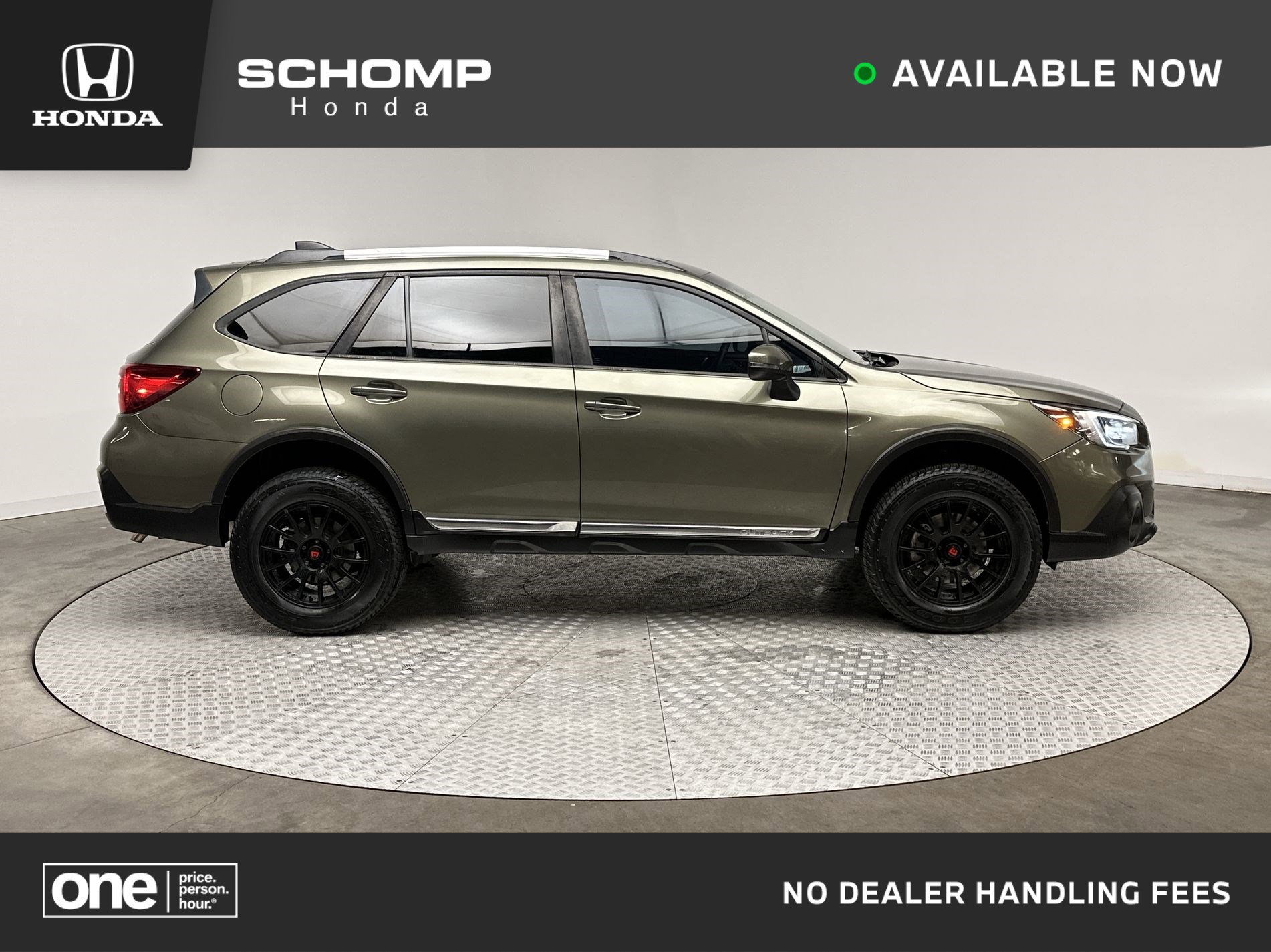 2019 Subaru Outback Touring's photo