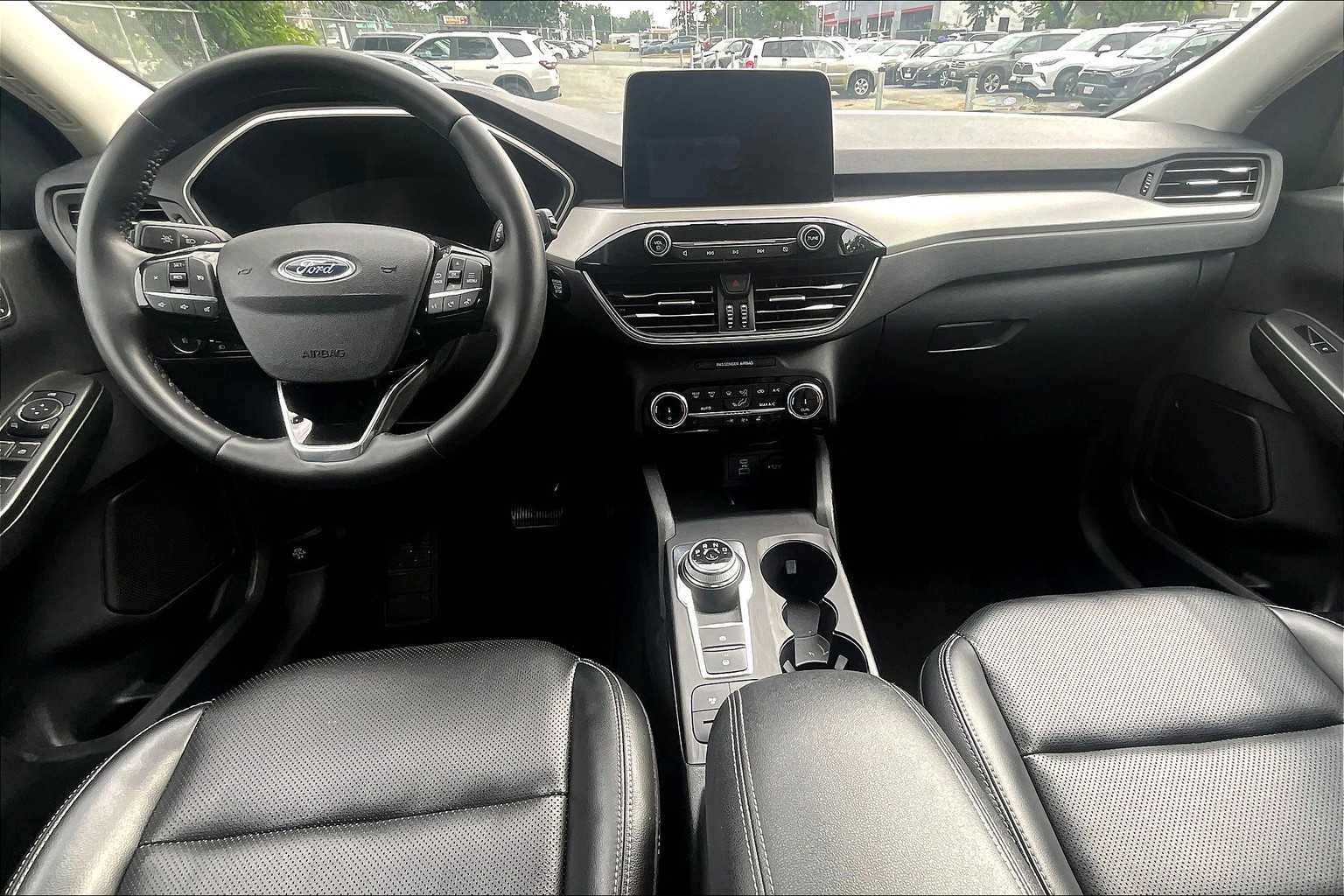 2022 Ford Escape SEL photo 14