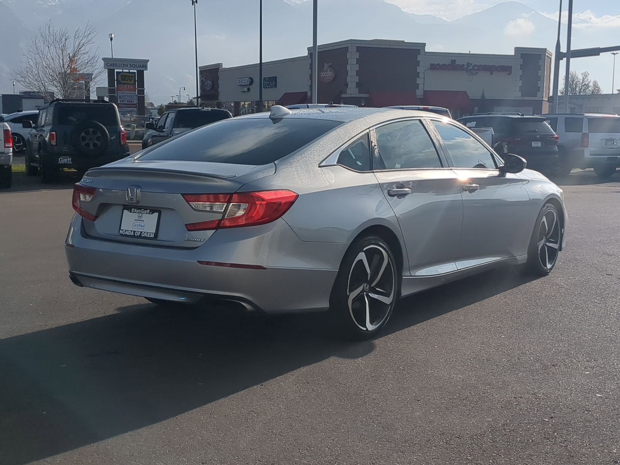 2018 Honda Accord Sport 1.5T photo 3