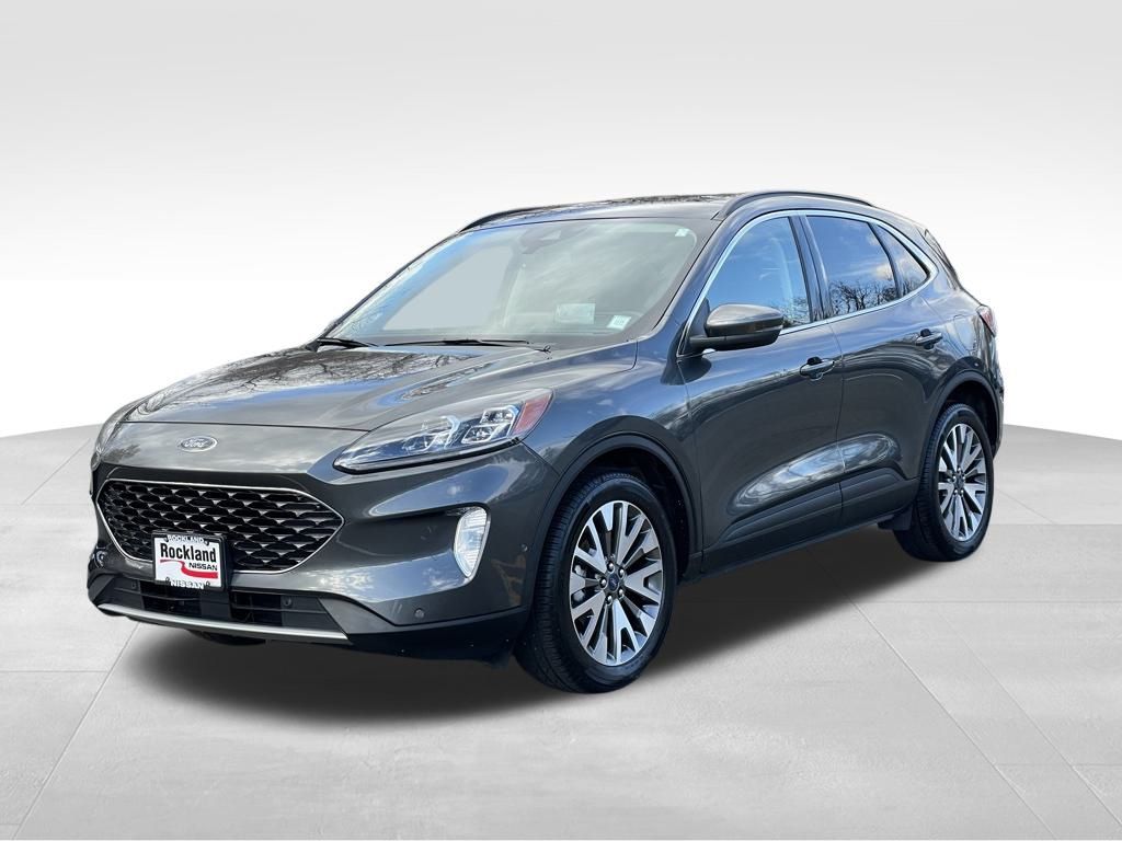 2020 Ford Escape Hybrid Titanium photo 2