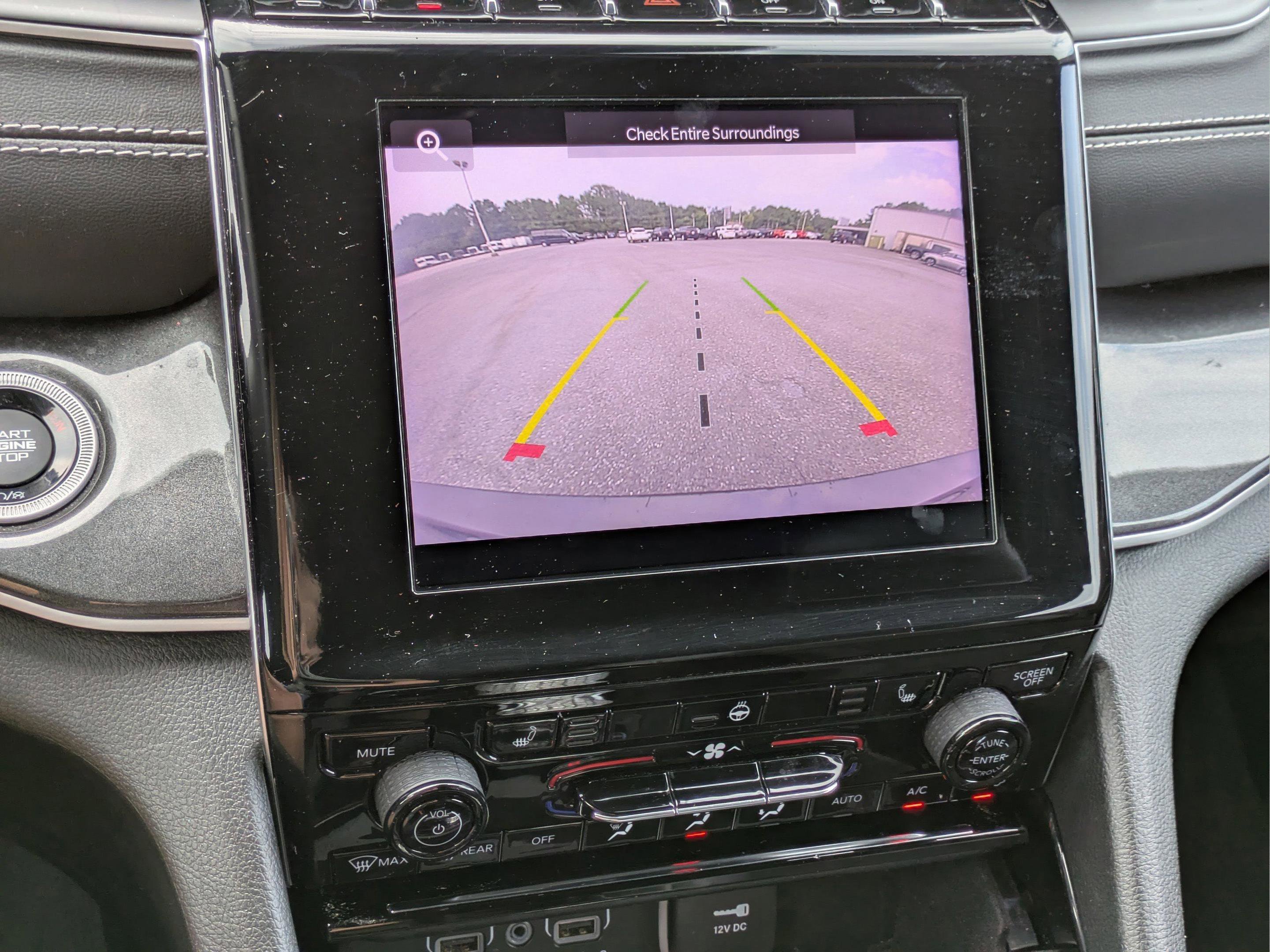 2022 Jeep Grand Cherokee Altitude photo 21