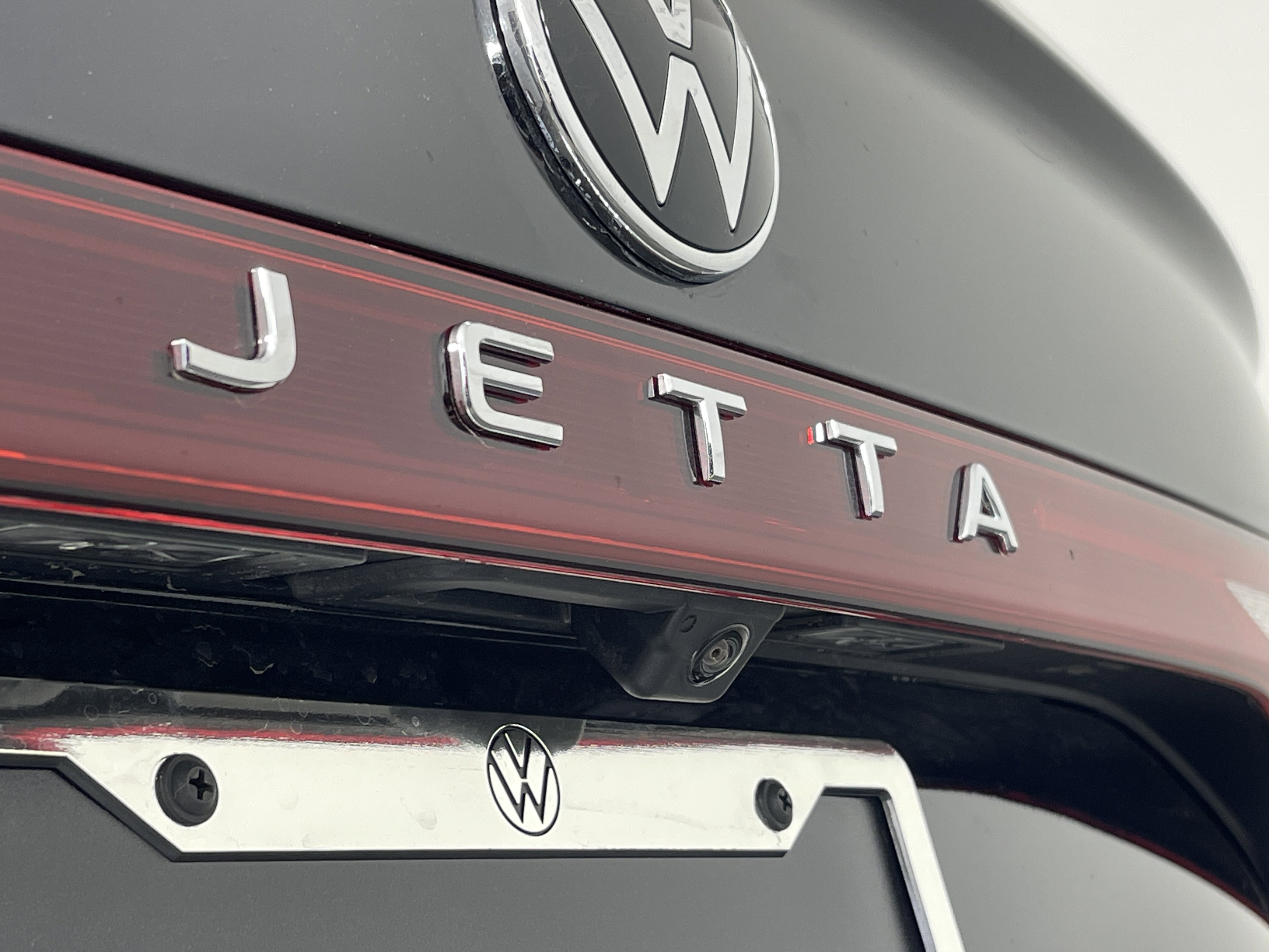 2025 Volkswagen Jetta 1.5T SE photo 2