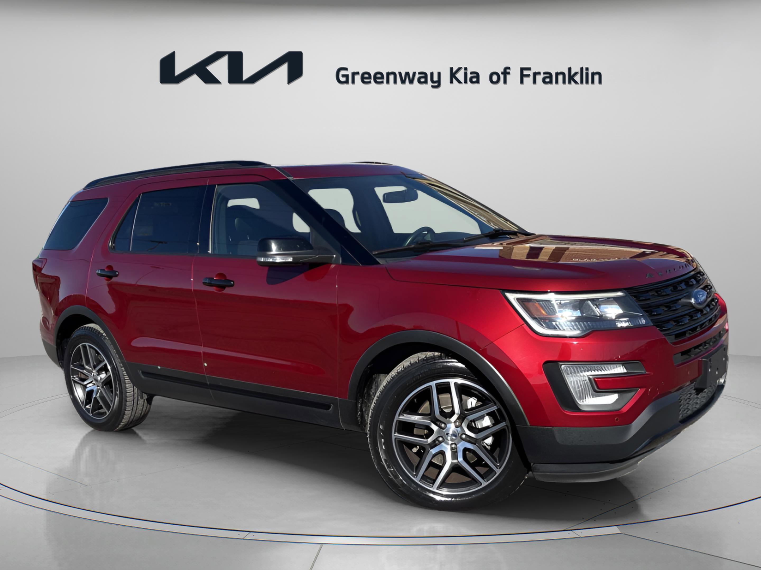 2017 Ford Explorer Sport's photo