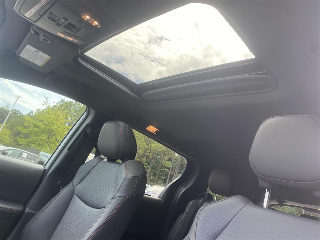 2023 Toyota Sienna XSE photo 16