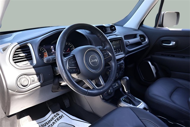 2020 Jeep Renegade Limited photo 2