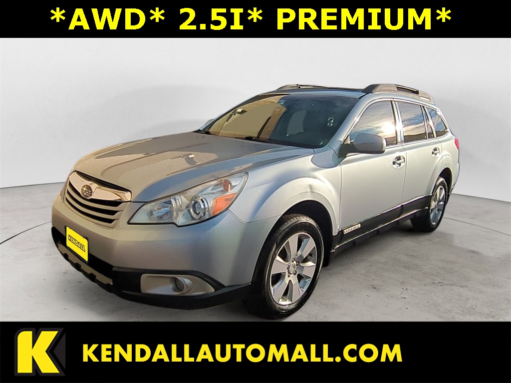 2012 Subaru Outback Premium's photo